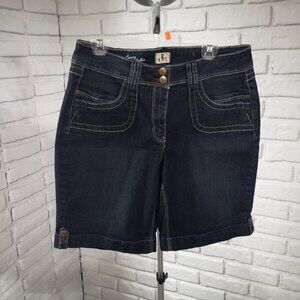 DC Jeans Curvy Ladies Size 14 Dark Wash Straight Legs Jean Shorts